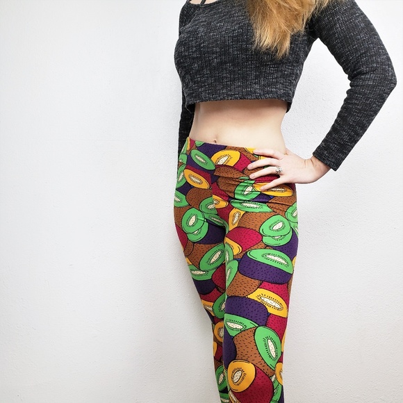 Lularoe Colored Kiwi Leggings (MAKE AN OFFER) - Picture 8 of 8